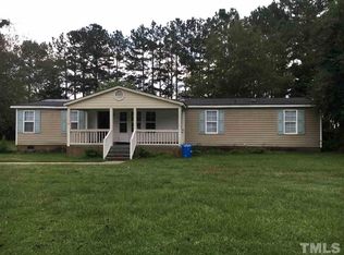 205 Howards Ln, Dunn, NC 28334