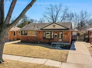 22610 Oconnor St, Saint Clair Shores, MI