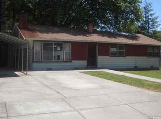 1295 Magnolia Ave, Willits, CA 95490