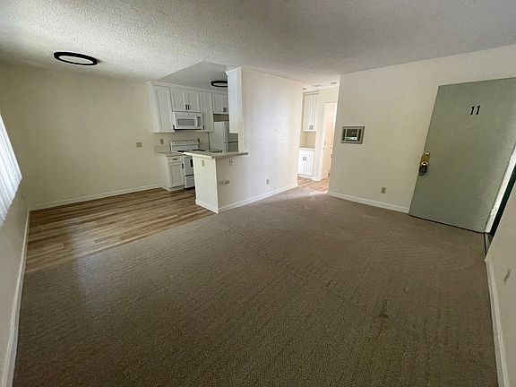 5th image of 4231-4241 Voltaire St #4241-11