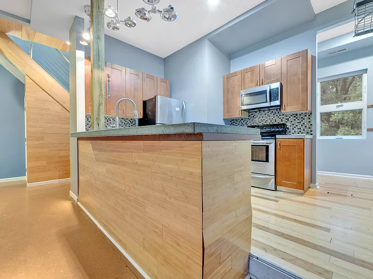 3051 N St SE — Photo 4