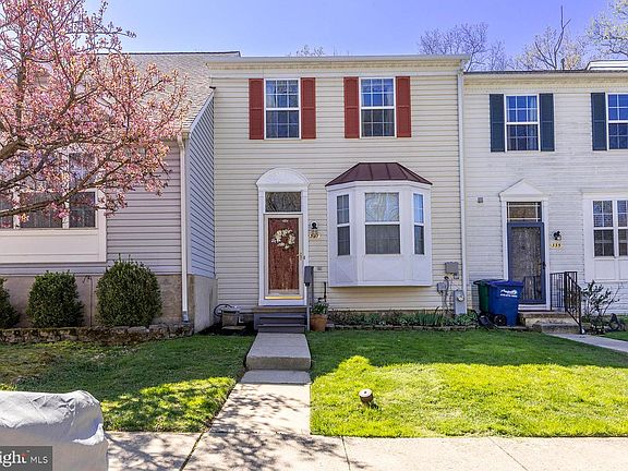 2nd image of 337 Woodland Green Ct