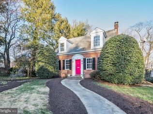 1705 Russell Rd, Alexandria, VA 22301