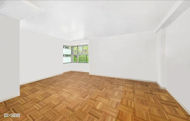 Sold by Citi Habitats | media 7