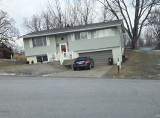 91 Stevens Dr, Hannibal, MO 63401