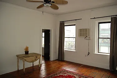 Rented by Wave Real Estate Group