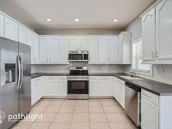 2nd image of 3642 Morgans Bluff Ct