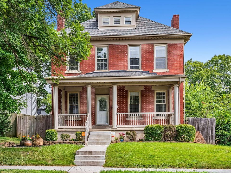 1st image of 1582 Richmond Ave