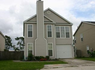 619 Staffordshire Dr E, Jacksonville, FL 32225