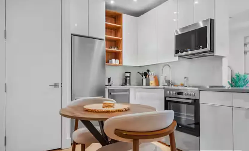 1457 Flatbush Ave #404