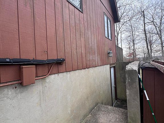 5th image of 104 Sunnyview Rd