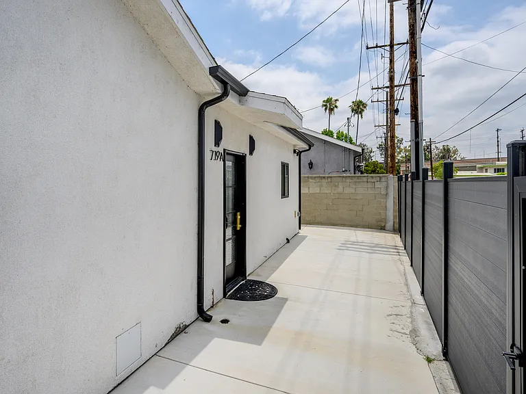 719 Dale Ave #A — Photo 19