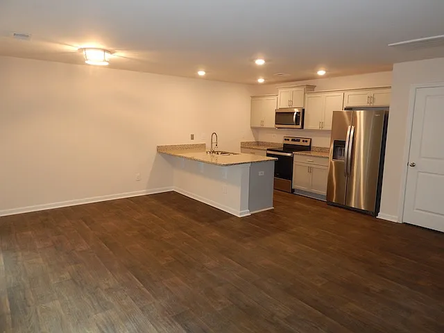 207 Oakmont Valley Trl — Photo 8