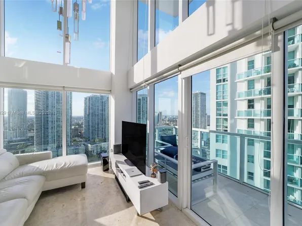 41 SE 5th St APT 1817, Miami, FL 33131