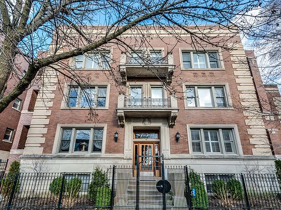 4th image of 4717 S Greenwood Ave APT 3