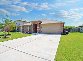 713 Luna Vista Dr, Hutto, TX 78634