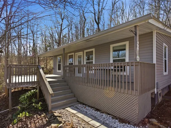 376 Bright Eyes Dr, Westminster, SC 29693