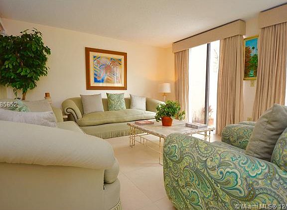 5th image of 3611 Torremolinos Ave