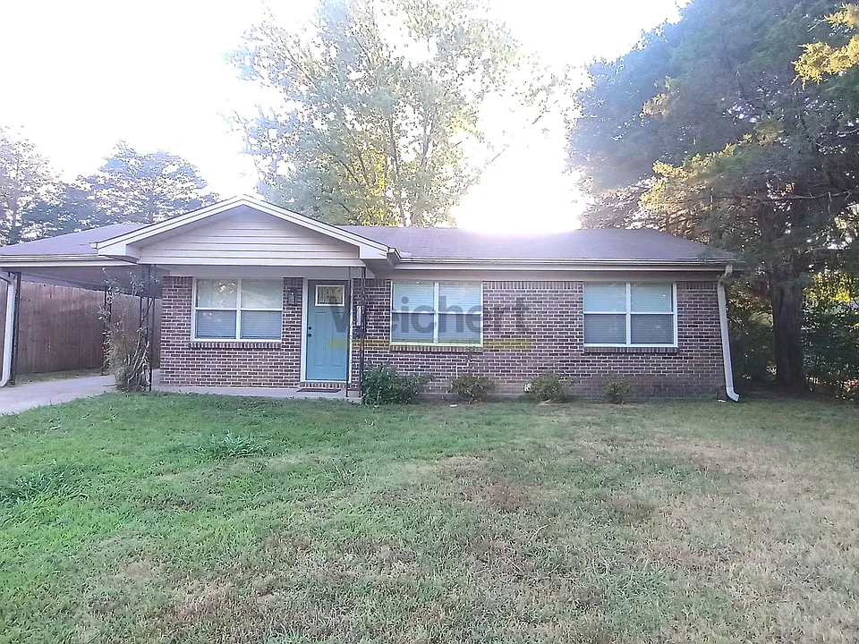 1406 Kimberly Dr