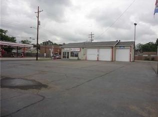 2817 Buffalo Rd, Erie, PA 16510