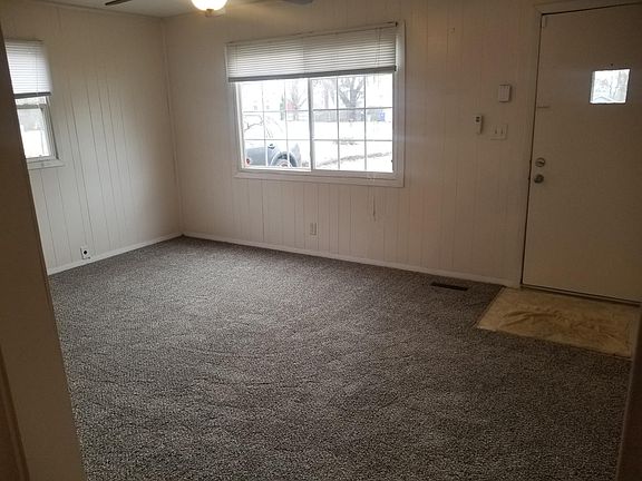 4th image of 5328 N Glen Elm Dr