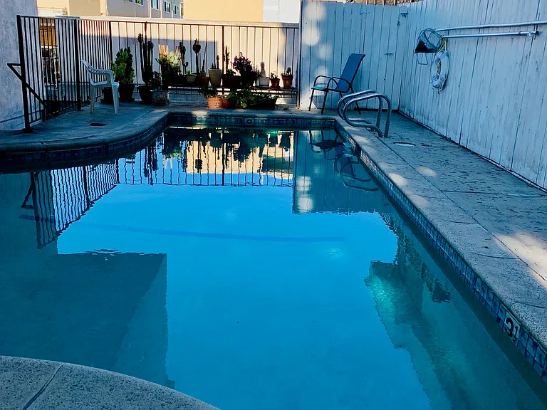 17830 Magnolia Blvd #5 — Photo 20