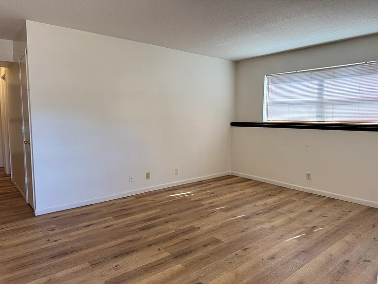 1214 Vattier St #1 — Photo 3