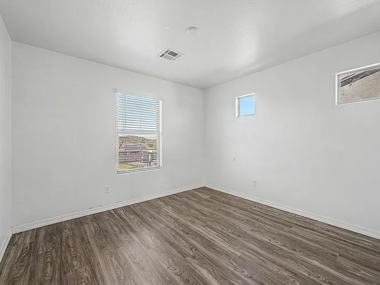 18436 W Nambe St — Photo 20