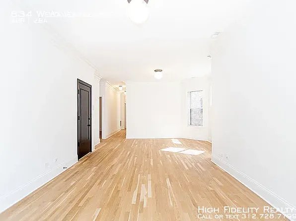 834 W Waveland Ave, Chicago, IL