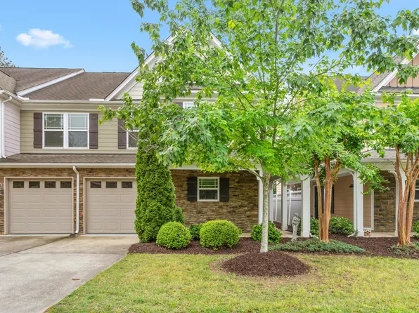 2505 Bartlett Cir, Hillsborough, NC 27278