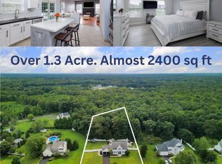 42 Goldfinch Rd, Jackson, NJ 08527