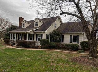 6580 Pea Ridge Rd, Cornelia, GA 30531