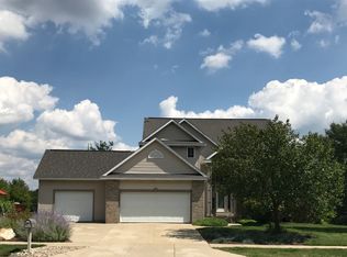 78 Riverchase Dr NE, Rockford, MI