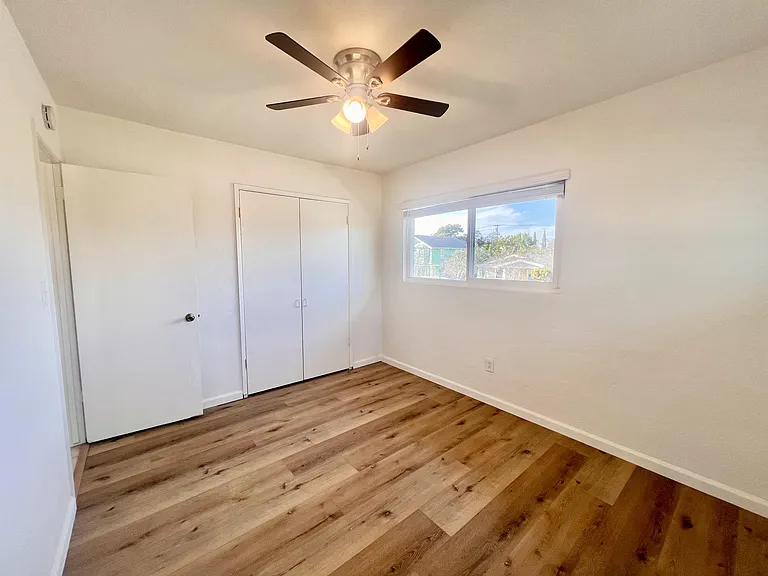 Bedroom (1)