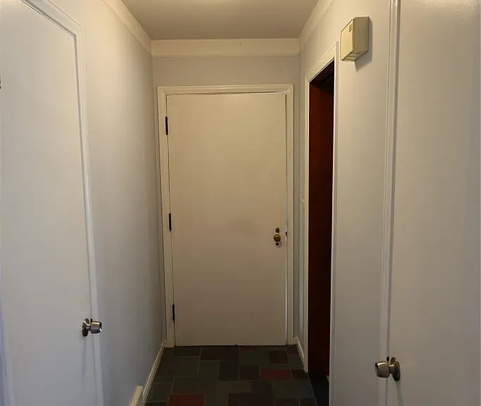 4121 Seminole Dr — Photo 43