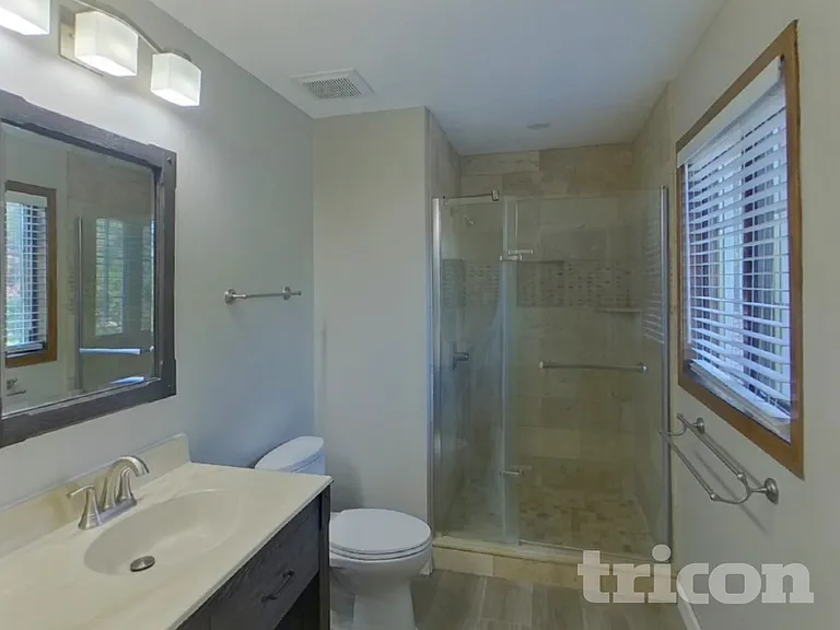 8903 Sequoia Rd — Photo 9