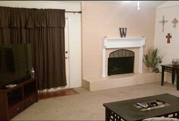 4th image of 425 Wisteria St