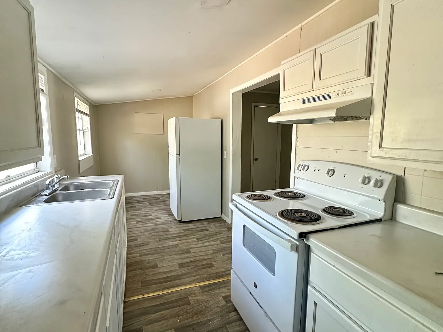 2 bed, 1104 sqft, $950 — Photo 4