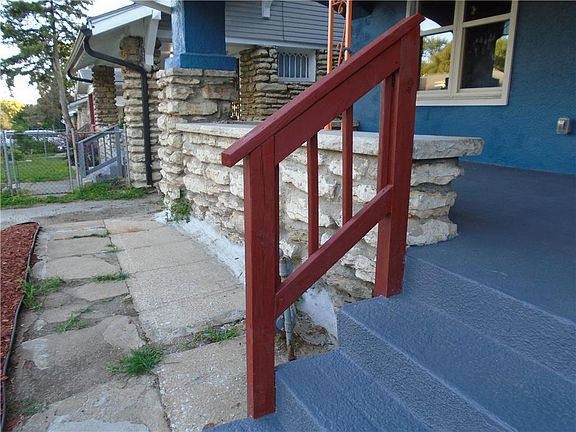5th image of 3418 Bellefontaine Ave