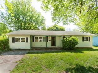 2400 S Nettleton Ave, Springfield, MO 65807