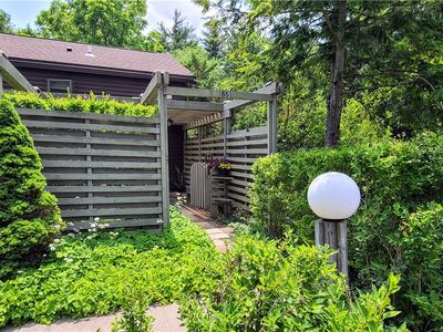 65 Lois Ln, Ithaca, NY, 14850