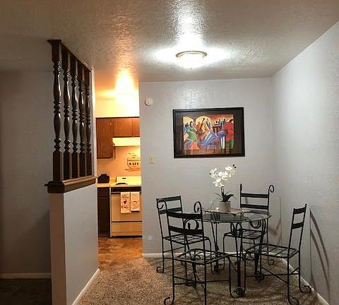 5th image of 309 Sierra Dr SE