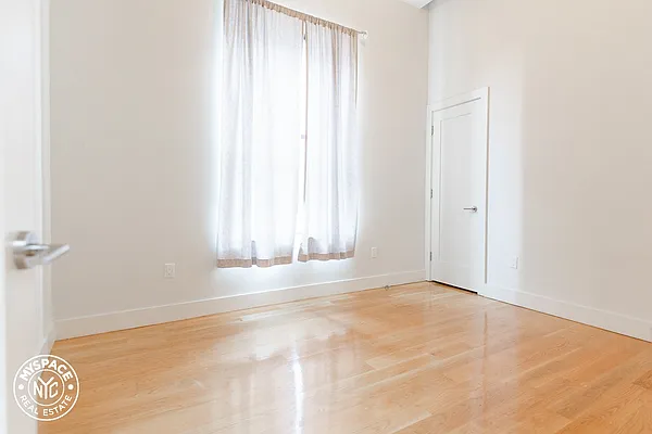 Rented by MySpaceNYC | media 44