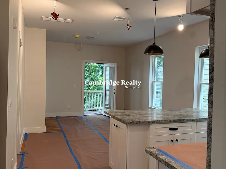 82 Marion St #2T — Photo 2