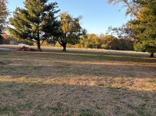 2040 Young St, Nauvoo, IL 62354