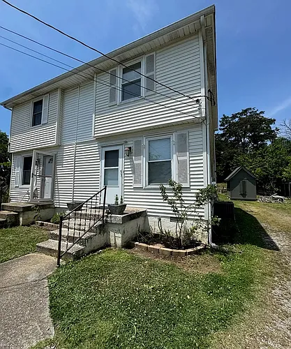 612 Ashmont Ct Photo 1