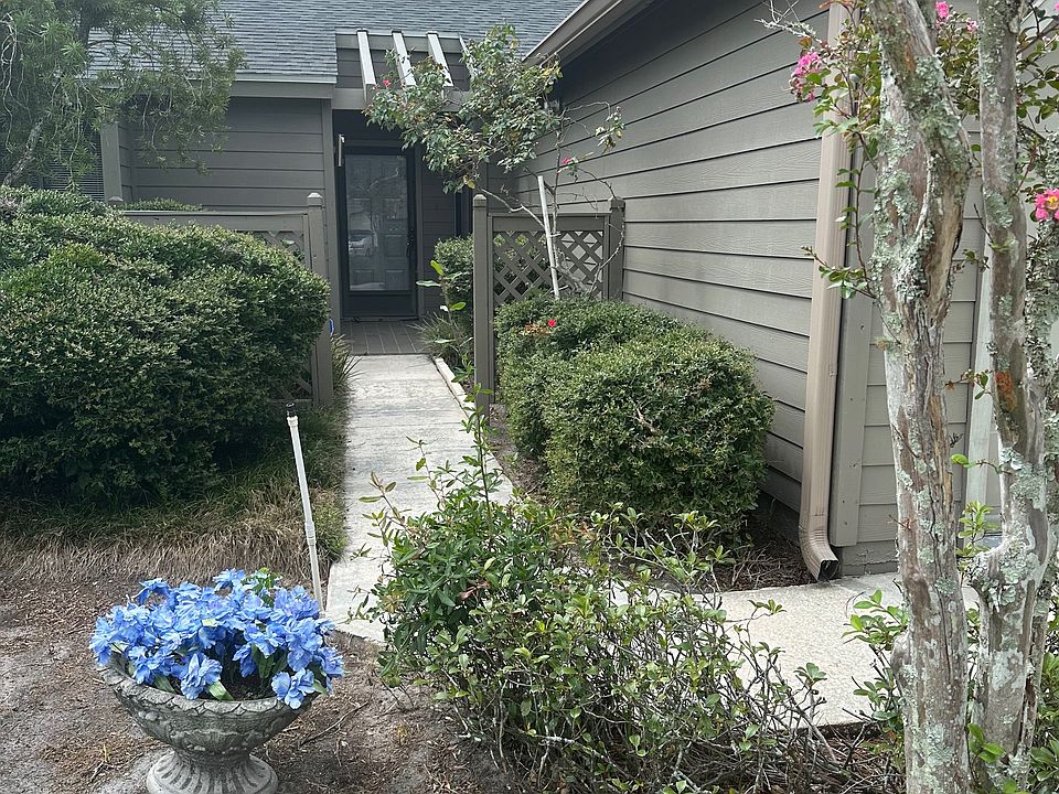 1st image of 2065-7623 Baymeadows Cir W