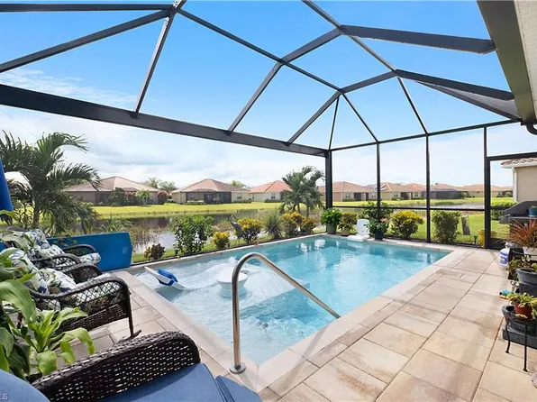 2034 Tamarron LN, NAPLES, FL 34120