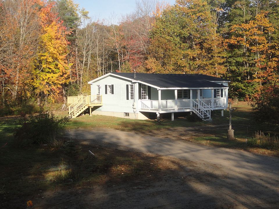Covered porch entrance!