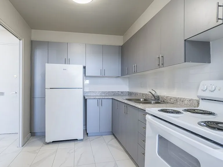 1 Canyon Ave — Photo 8